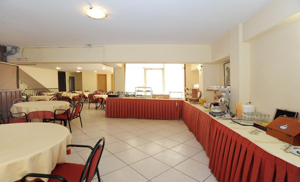 Delfinia Hotel Tinos Bagian luar foto