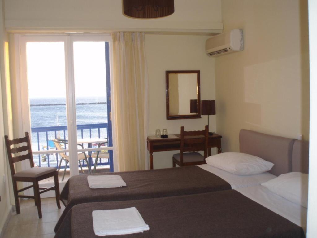 Delfinia Hotel Tinos Ruang foto