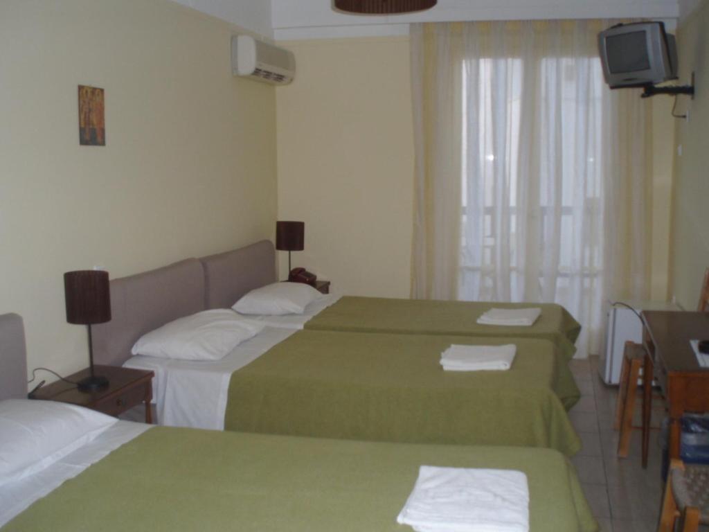 Delfinia Hotel Tinos Ruang foto